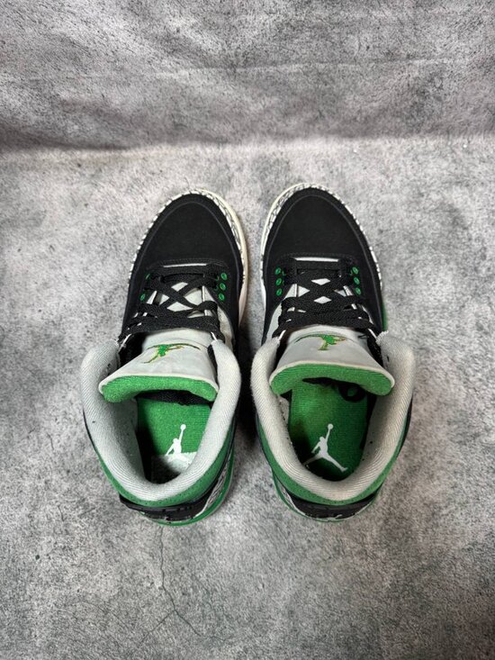 Size 7.5 | Jordan 3 Pine Green No Box | Pre-Owned